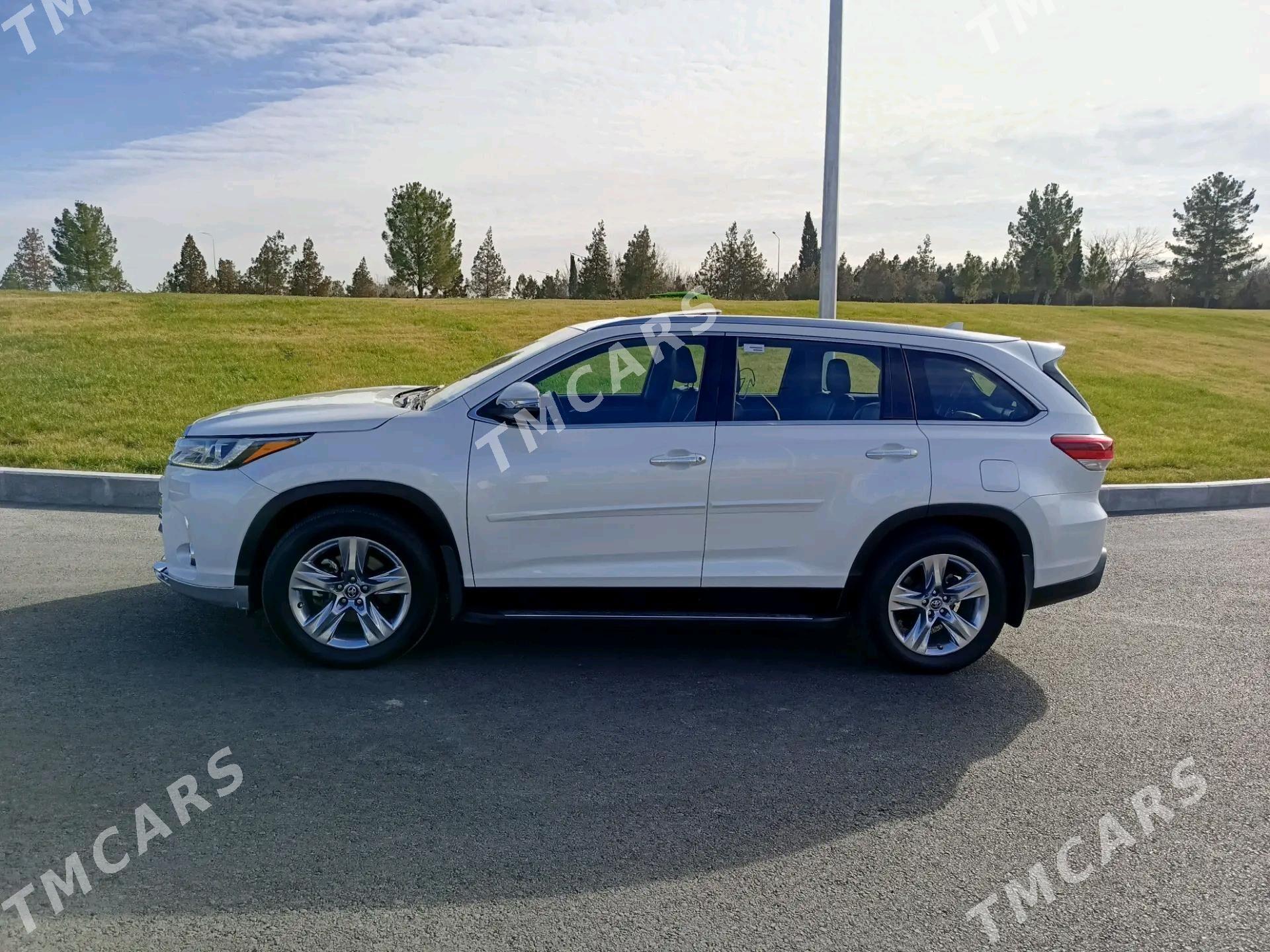 Toyota Highlander 2018 - 610 000 TMT - Aşgabat - img 10