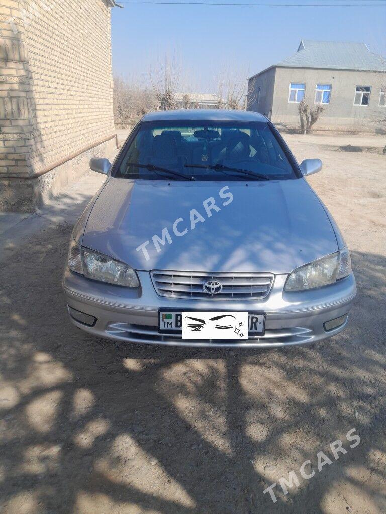 Toyota Camry 1999 - 110 000 TMT - Ёлётен - img 3