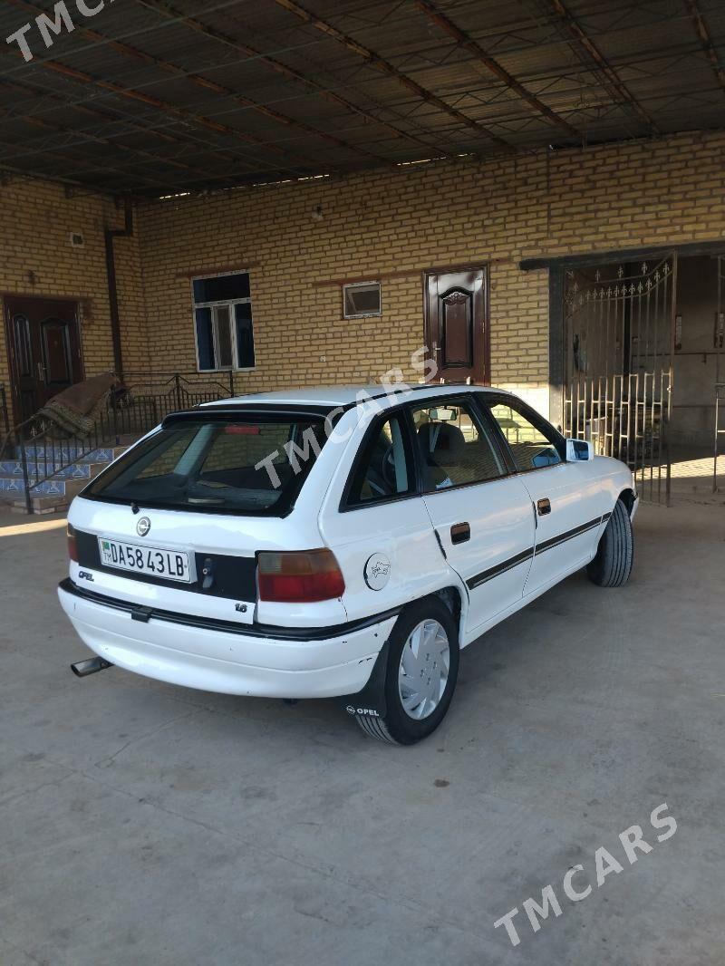 Opel Astra 1991 - 27 000 TMT - Саят - img 3