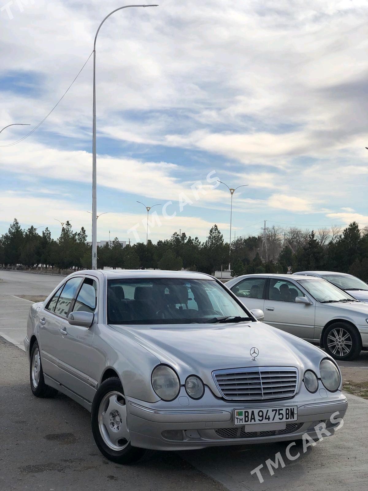 Mercedes-Benz E320 2002 - 120 000 TMT - Балканабат - img 9