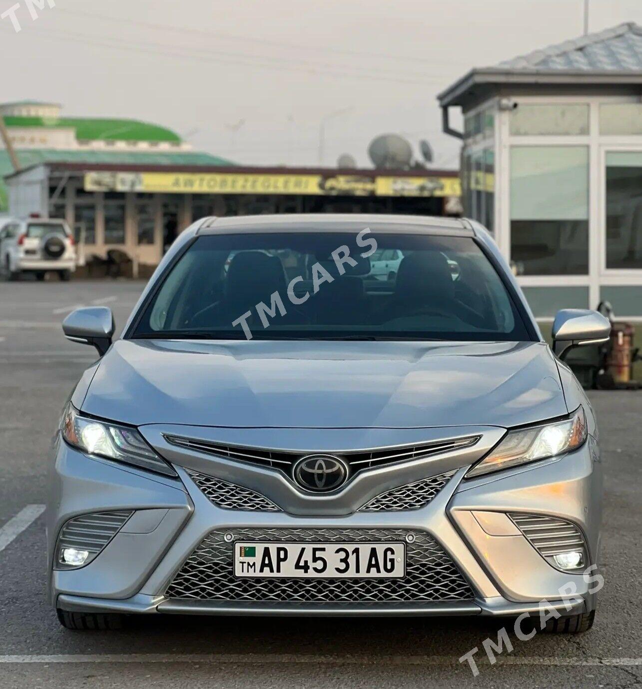 Toyota Camry 2018 - 431 000 TMT - Ашхабад - img 10