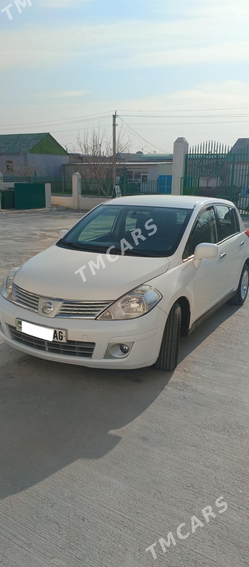 Nissan Versa 2010 - 117 000 TMT - 30 mkr - img 6