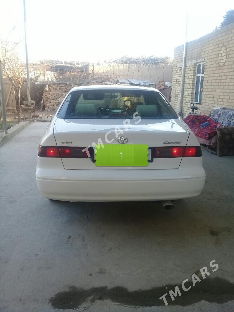 Toyota Camry 1999 - 110 000 TMT - Дарганата - img 4