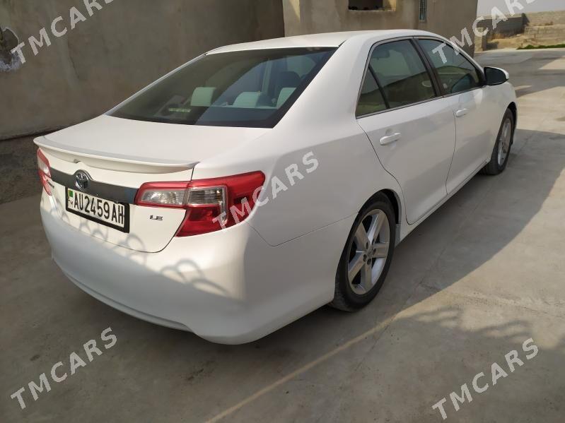 Toyota Camry 2012 - 170 000 TMT - Кака - img 3