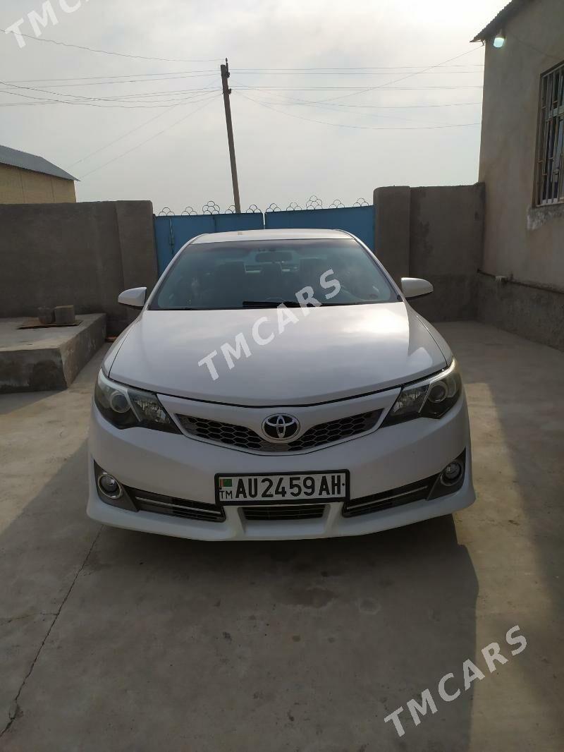 Toyota Camry 2012 - 170 000 TMT - Кака - img 2