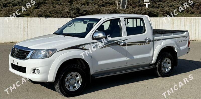 Toyota Hilux 2014 - 300 000 TMT - Türkmenbaşy - img 4