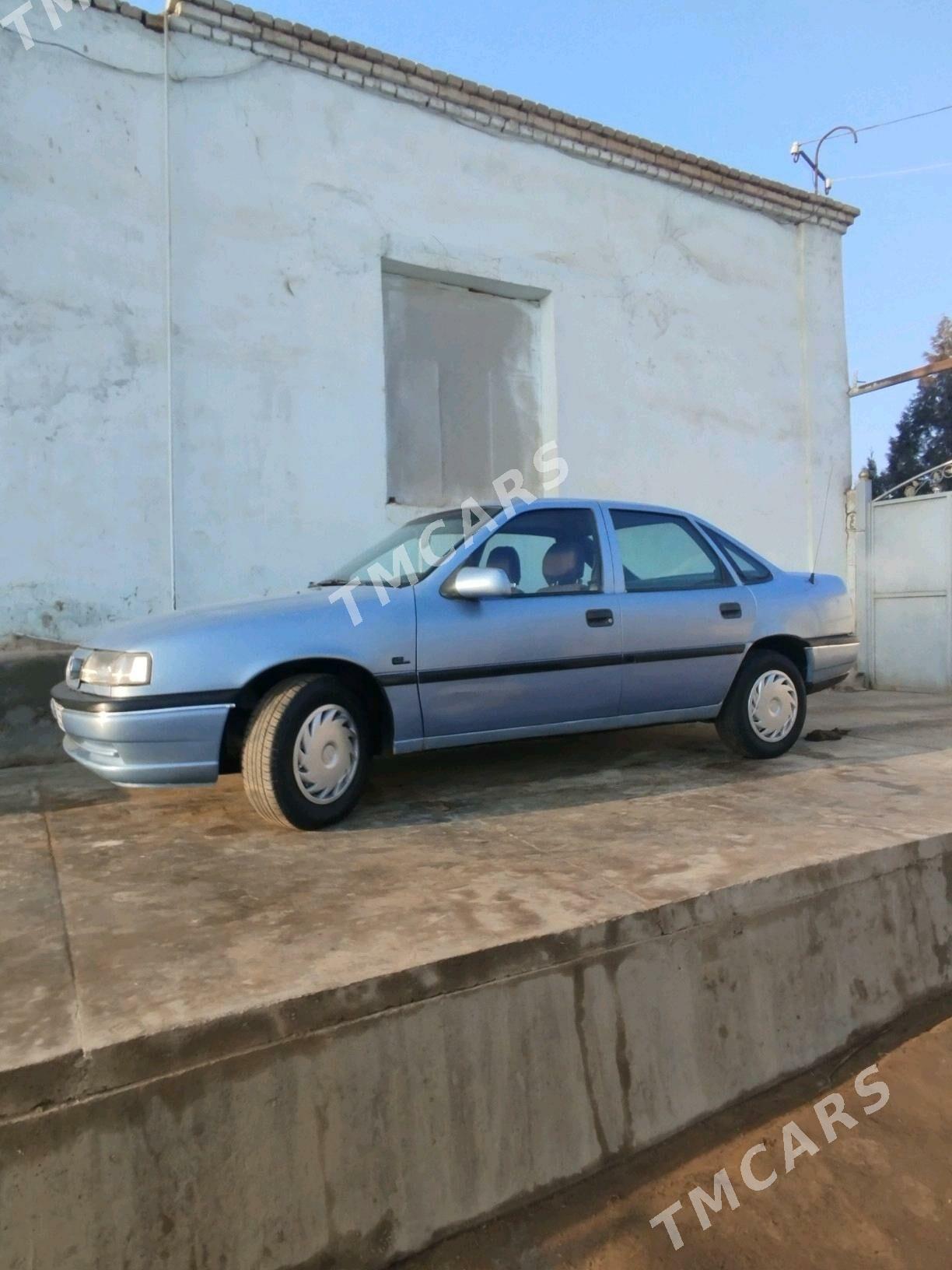 Opel Vectra 1993 - 31 000 TMT - Дашогуз - img 2