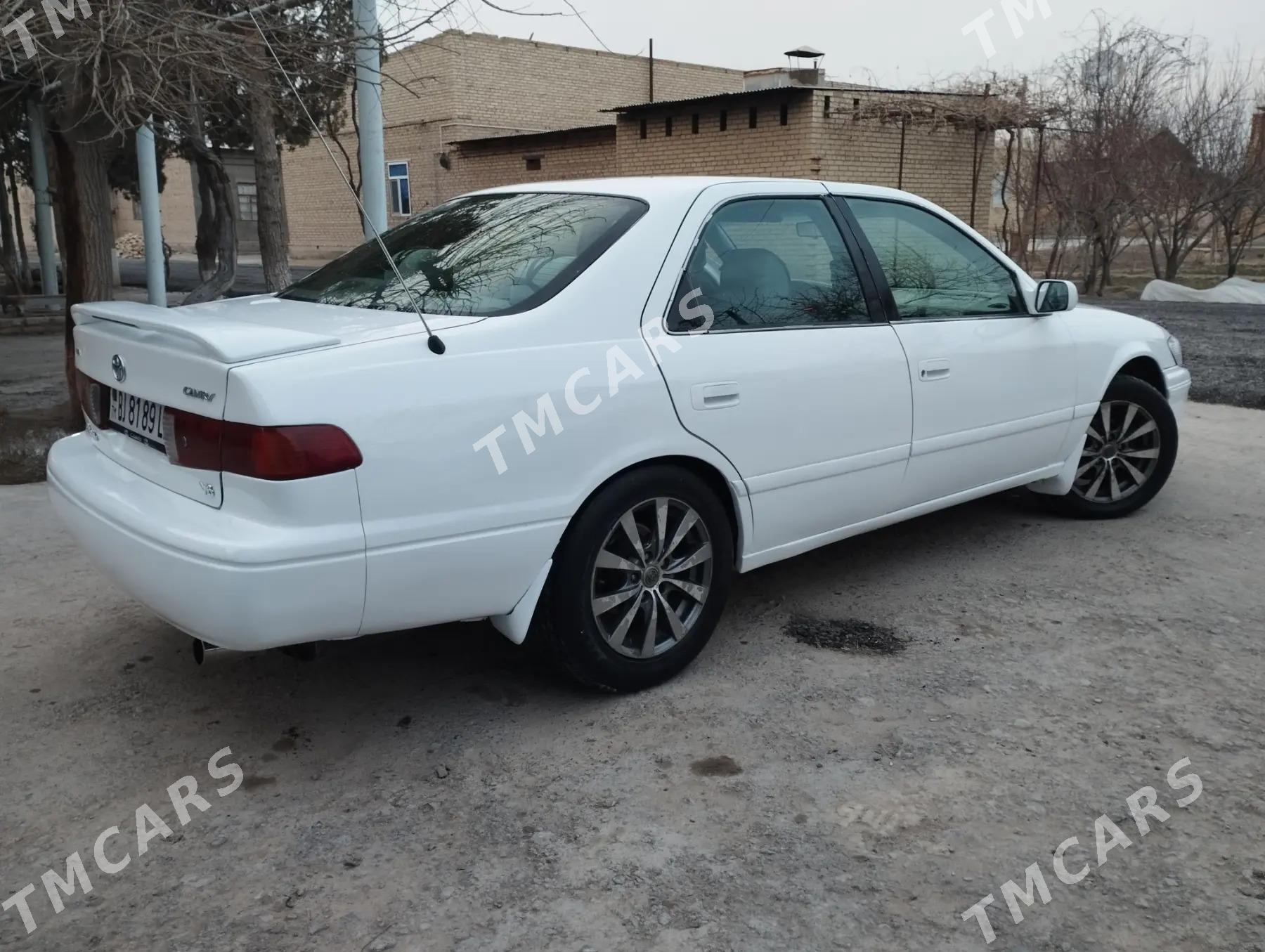 Toyota Camry 1998 - 115 000 TMT - Türkmenabat - img 3