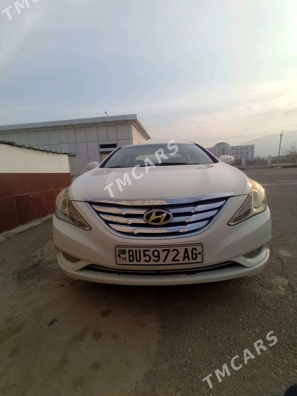 Hyundai Sonata 2011 - 120 000 TMT - Büzmeýin - img 3