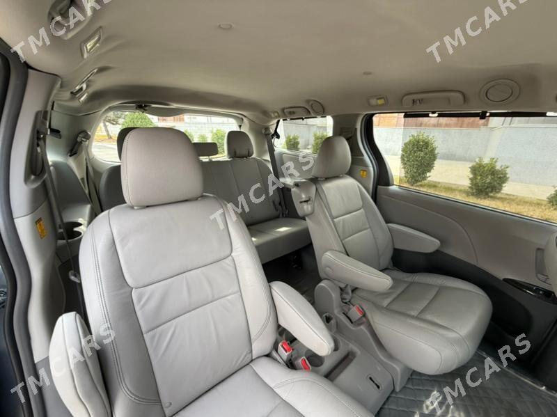 Toyota Sienna 2016 - 328 000 TMT - Ашхабад - img 7