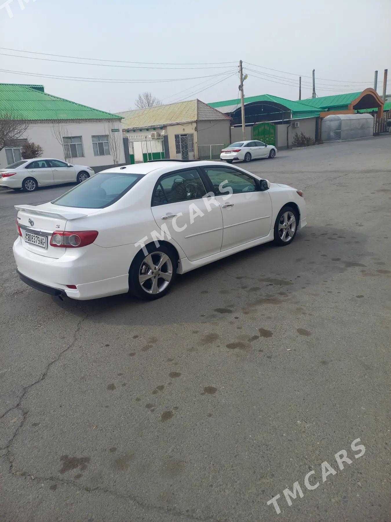 Toyota Corolla 2013 - 152 000 TMT - Ашхабад - img 3