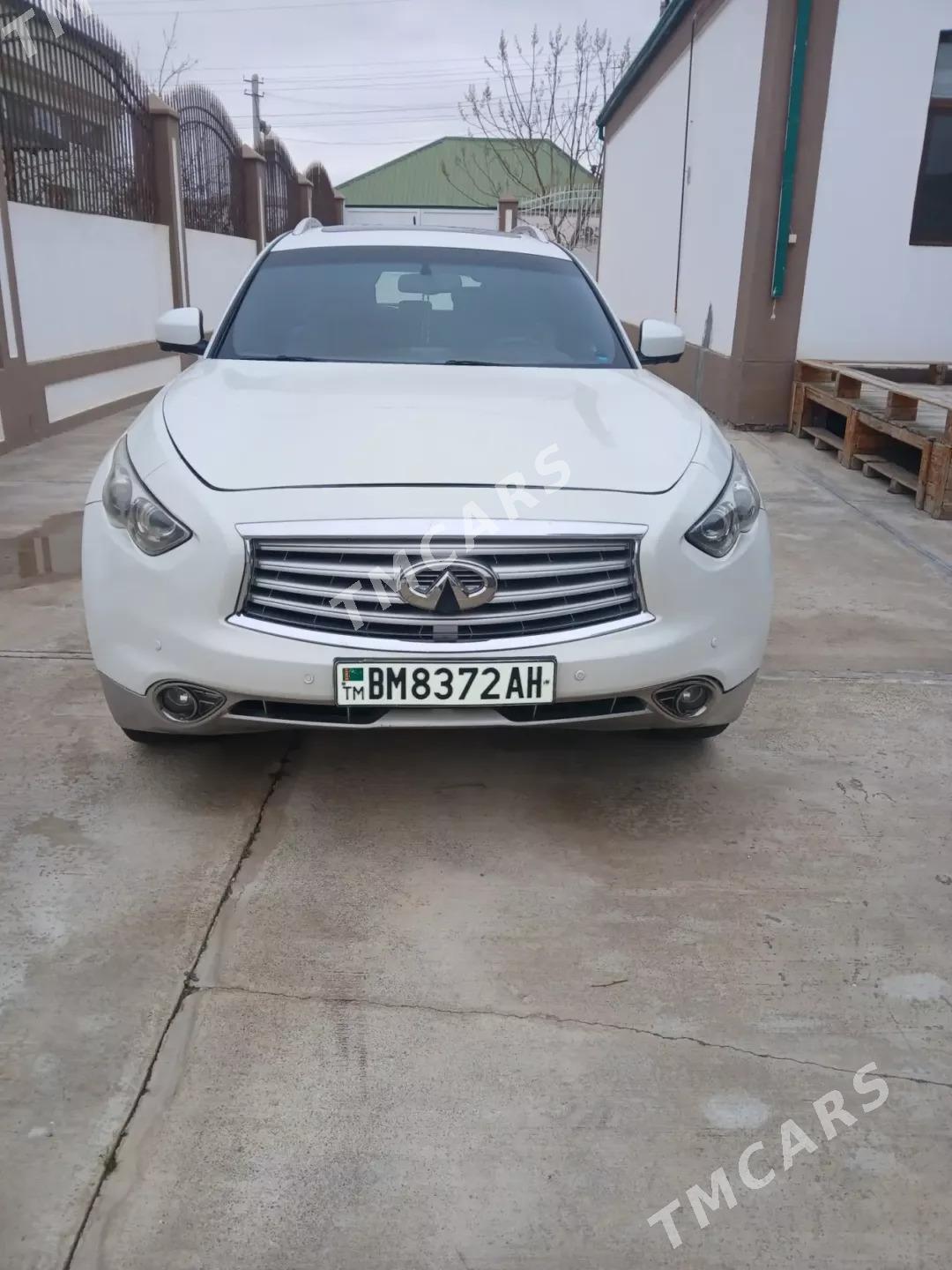 Infiniti FX 2012 - 215 000 TMT - Багир - img 3