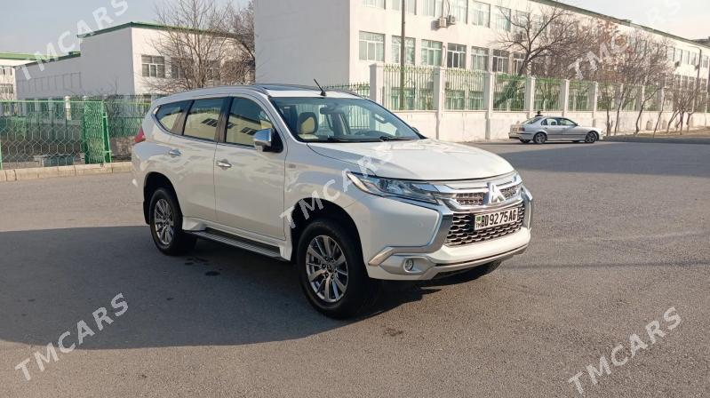 Mitsubishi Montero Sport 2019 - 370 000 TMT - Aşgabat - img 9