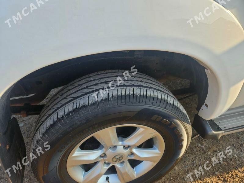 Toyota Hilux 2013 - 320 000 TMT - Sarahs - img 4