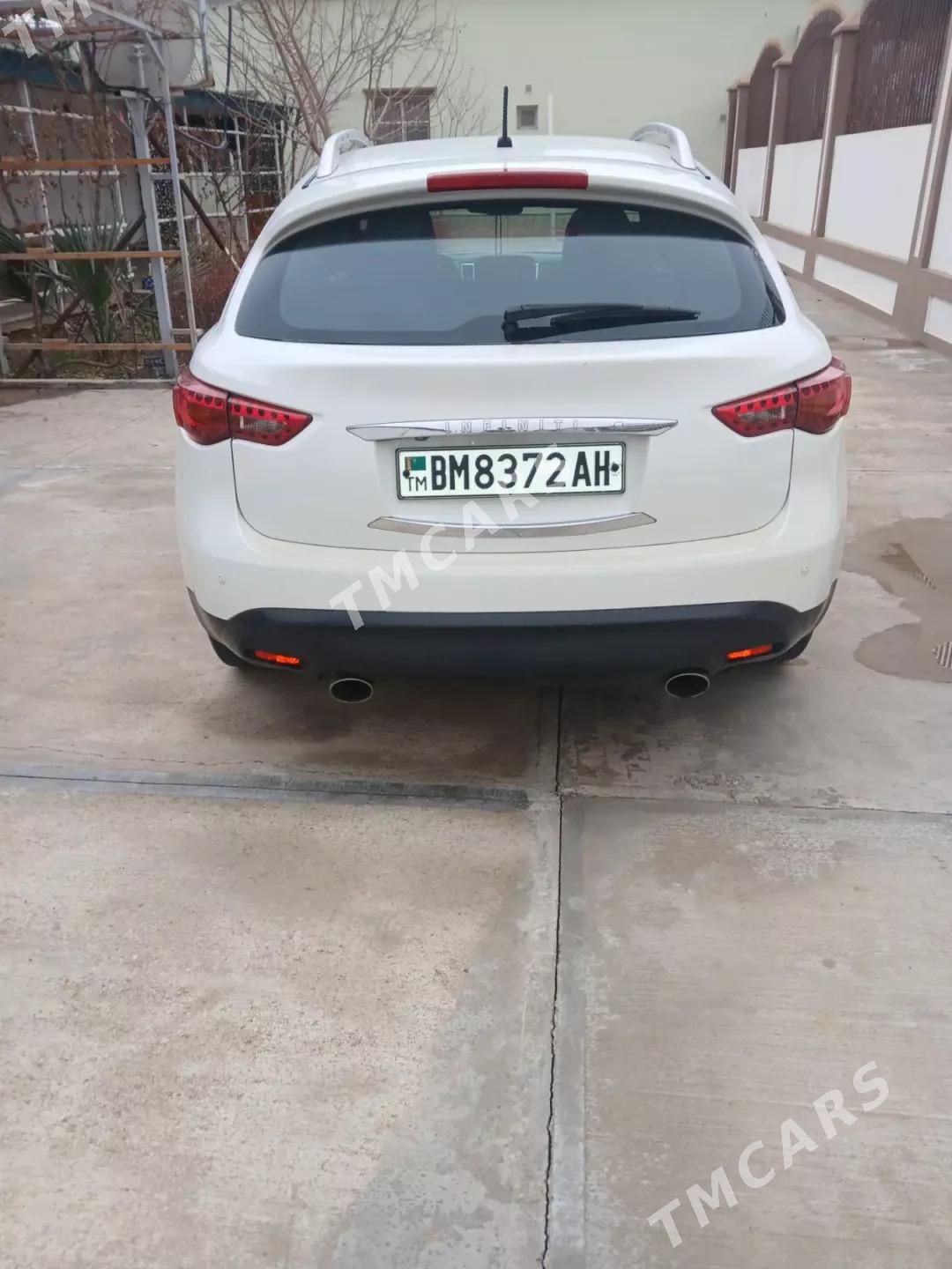 Infiniti FX 2012 - 215 000 TMT - Багир - img 2