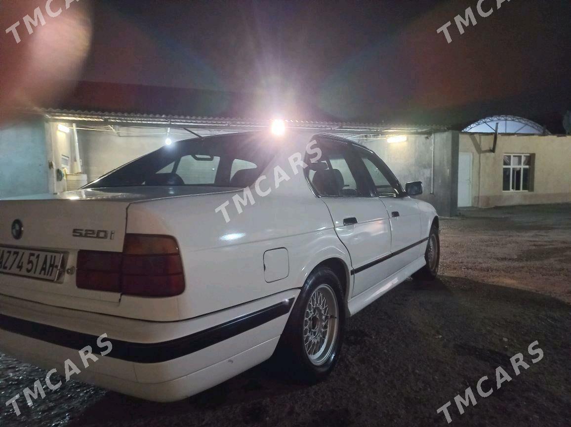 BMW 520 1993 - 45 000 TMT - Бабадайхан - img 3