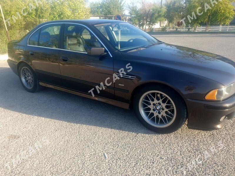 BMW E39 2001 - 95 000 TMT - Gyzylarbat - img 10