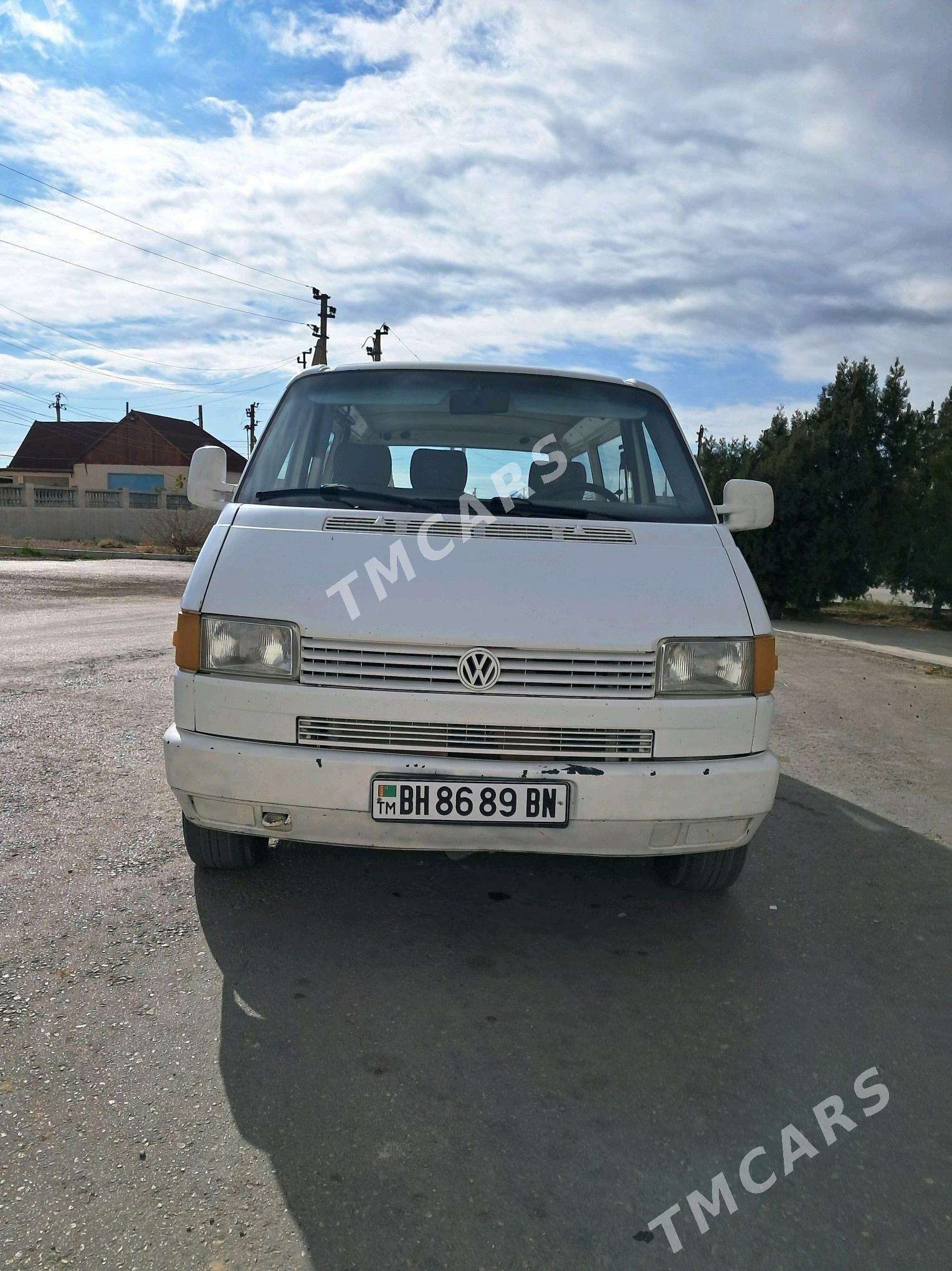 Toyota Hiace 1995 - 60 000 TMT - Балканабат - img 2