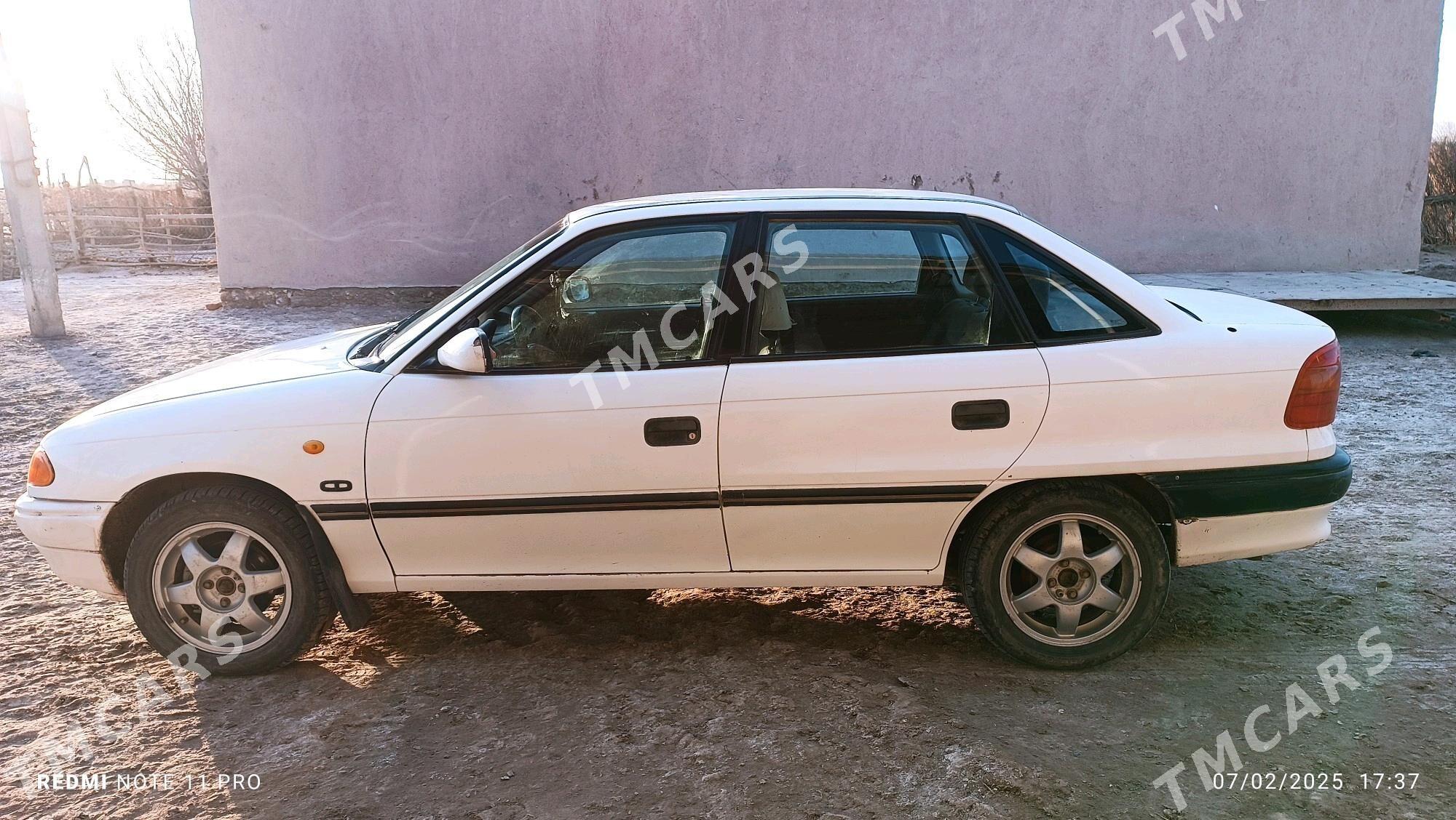 Opel Astra 1994 - 30 000 TMT - етр. Туркменбаши - img 4