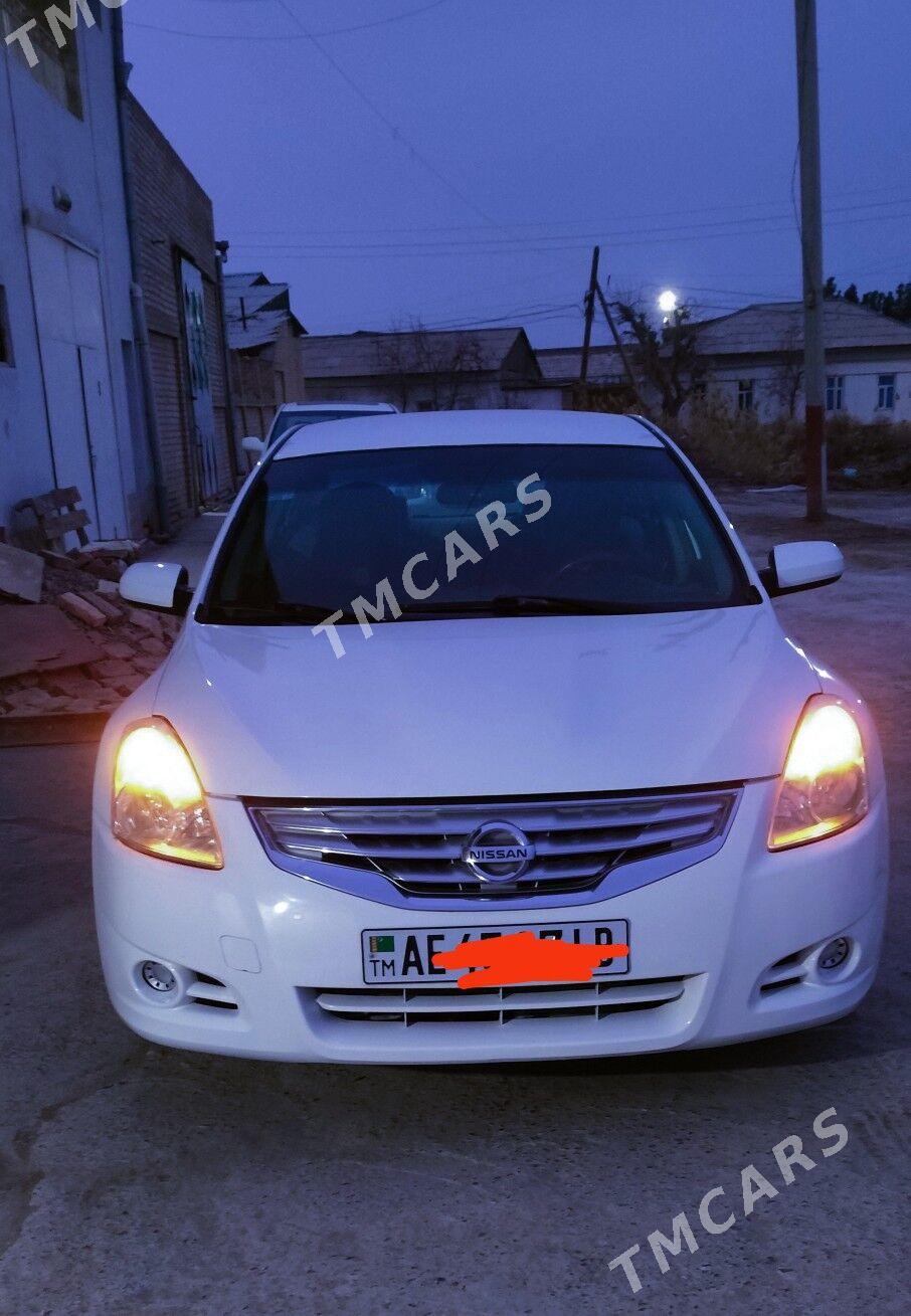 Nissan Altima 2009 - 130 000 TMT - Сакар - img 5