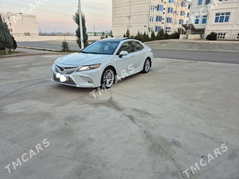 Toyota Camry 2019 - 284 200 TMT - Büzmeýin - img 3