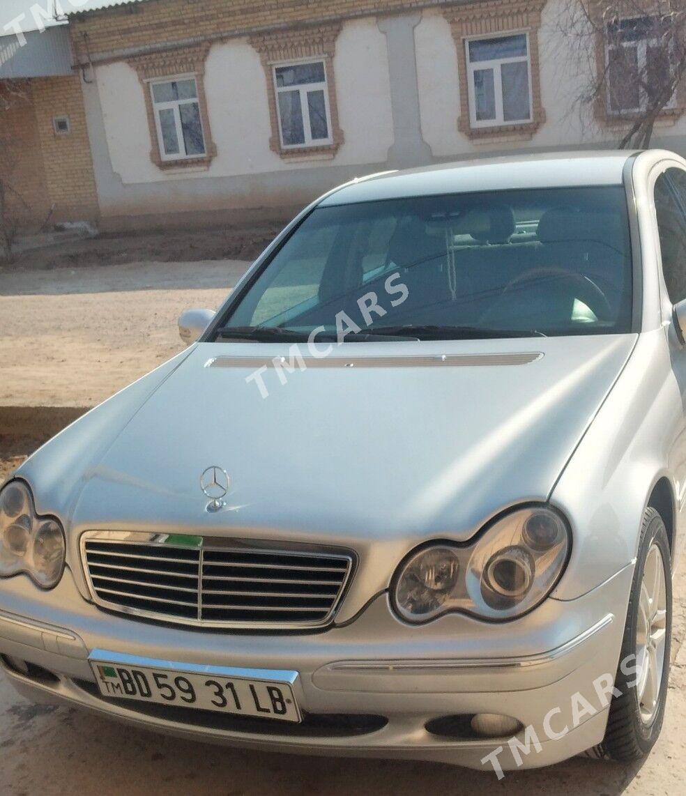 Mercedes-Benz C-Class 2001 - 100 000 TMT - Сакар - img 2