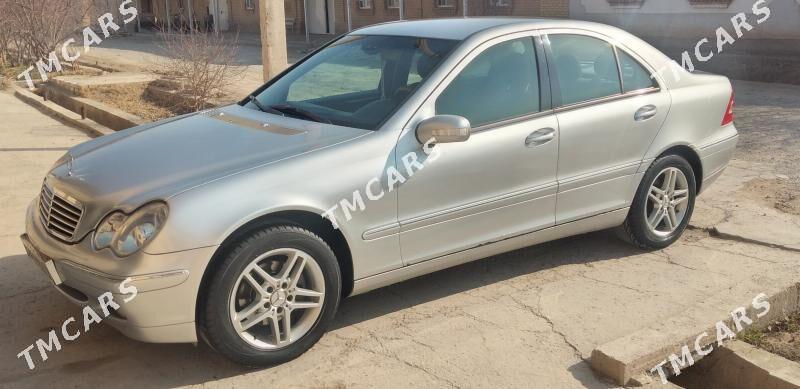 Mercedes-Benz C-Class 2001 - 100 000 TMT - Сакар - img 5