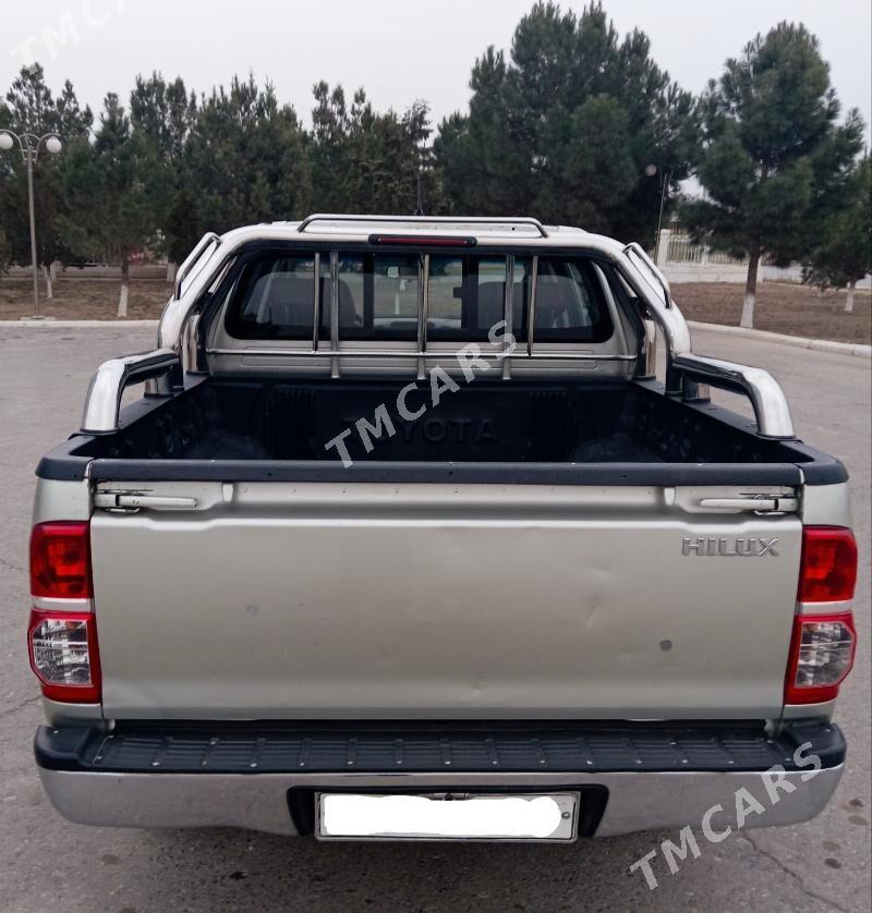 Toyota Hilux 2012 - 320 000 TMT - Farap - img 3