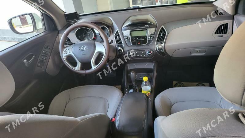 Hyundai Tucson 2010 - 180 000 TMT - Ашхабад - img 3