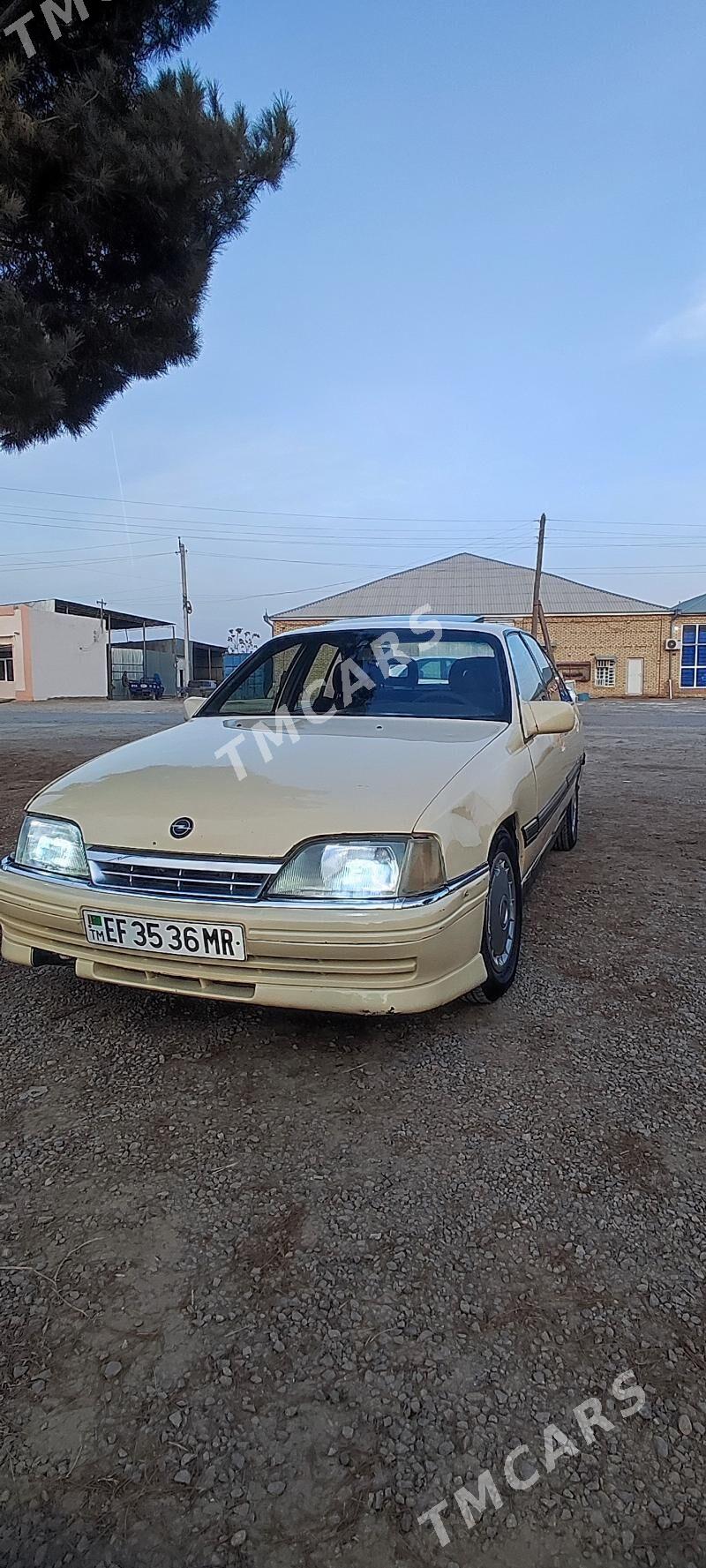 Opel Omega 1992 - 26 000 TMT - Wekilbazar - img 3