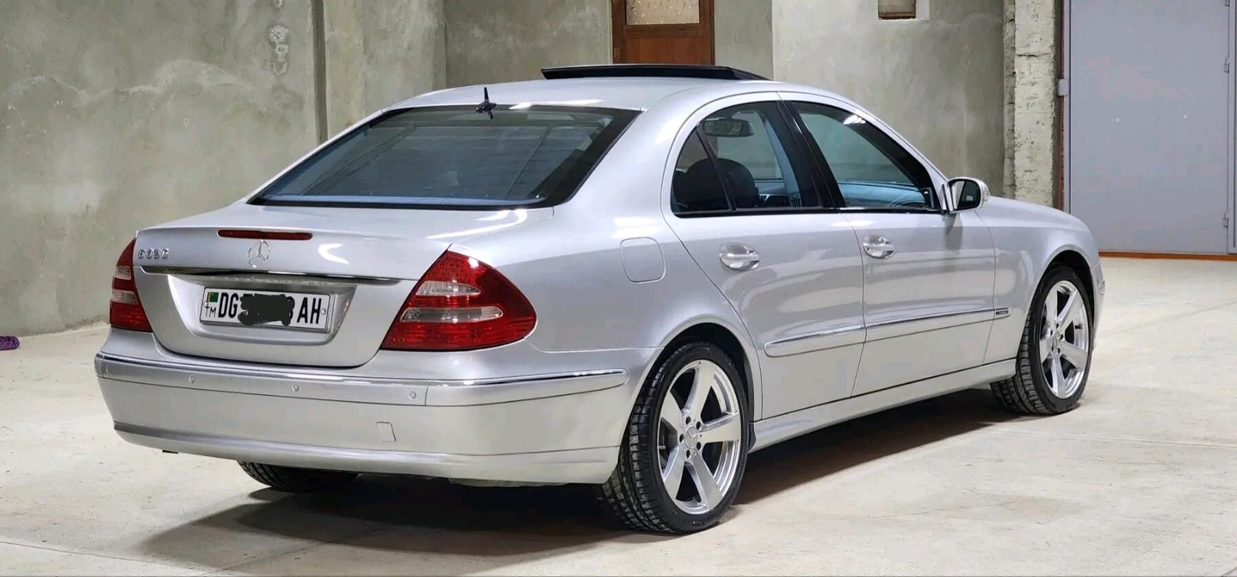 Mercedes-Benz E320 2005 - 199 999 TMT - Бахарден - img 3