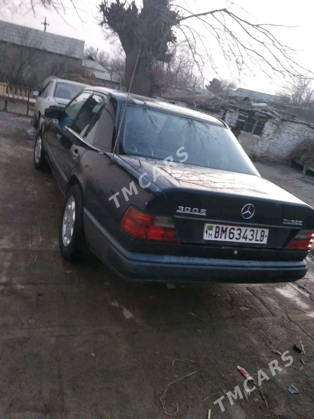 Mercedes-Benz 190-Class 1990 - 28 000 TMT - Койтендаг - img 5