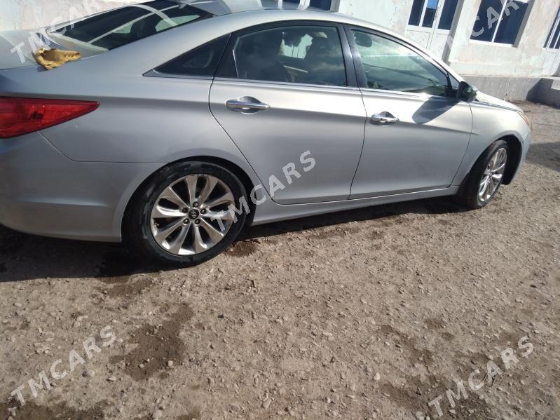 Hyundai Sonata 2011 - 135 000 TMT - Dänew - img 5