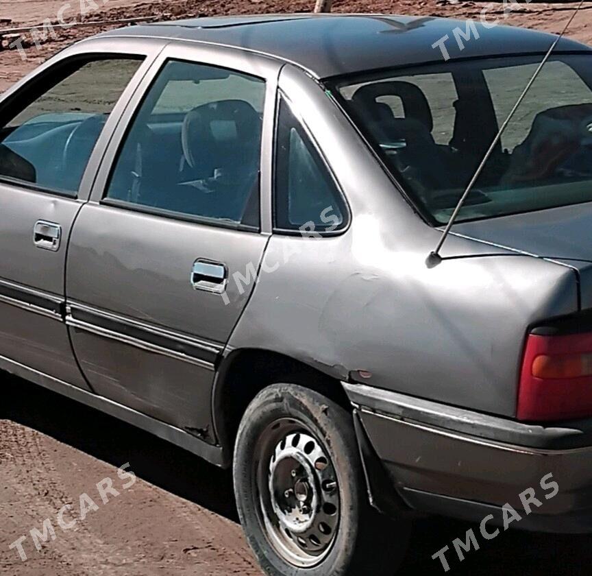 Opel Vectra 1988 - 25 000 TMT - етр. Туркменбаши - img 2