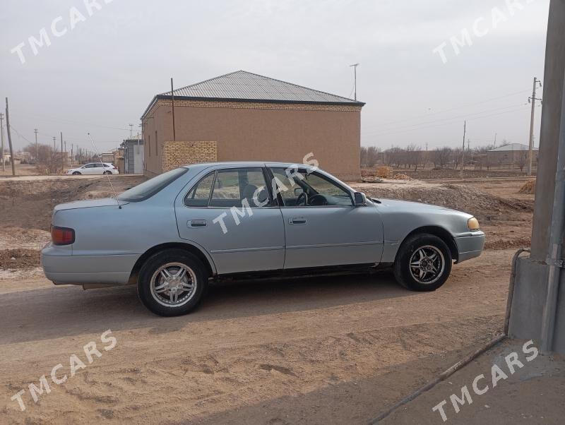 Toyota Camry 1995 - 71 000 TMT - Гороглы (Тагта) - img 2