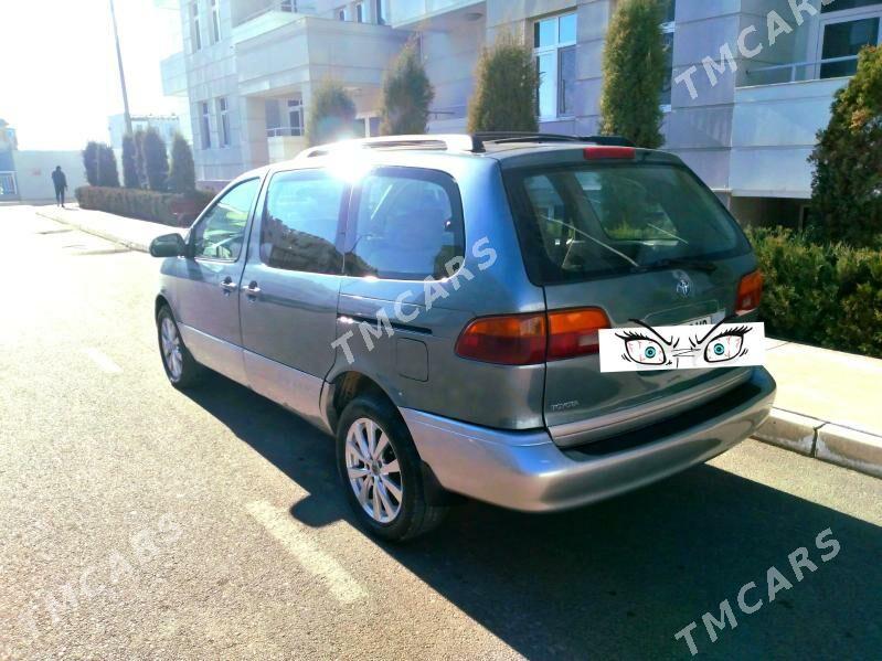 Toyota Sienna 2000 - 129 000 TMT - Мары - img 9