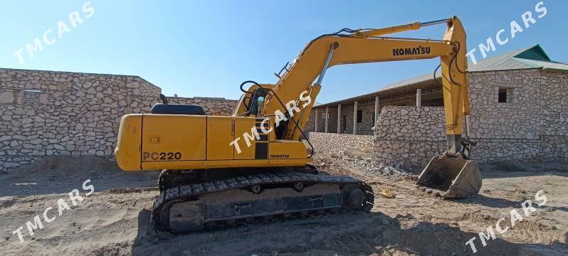 Komatsu PC210LC-11 2018 - 655 000 TMT - Türkmenbaşy - img 3