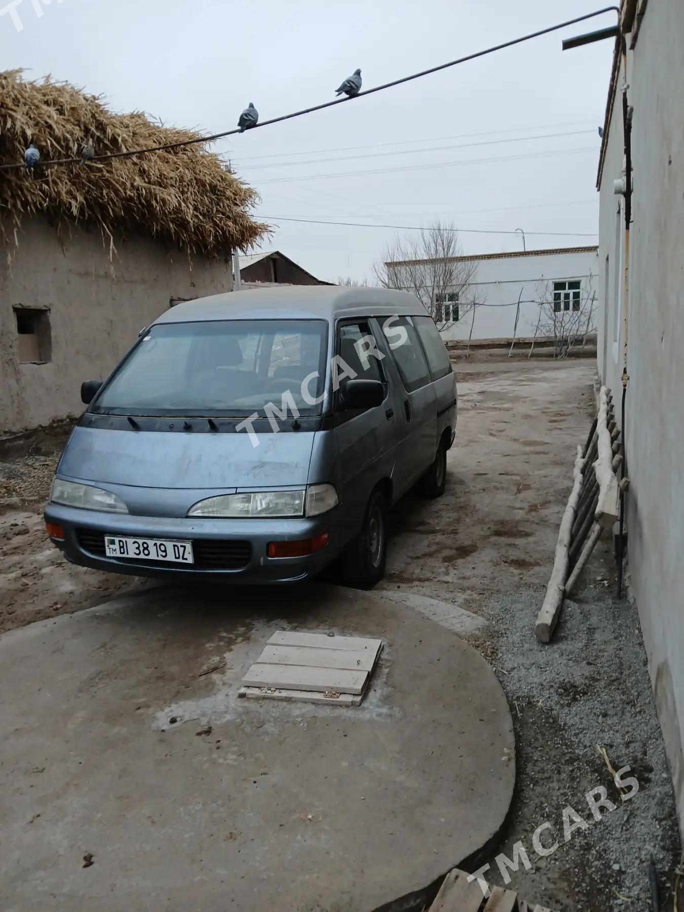 Toyota Town Ace 1993 - 45 000 TMT - Köneürgenç - img 2