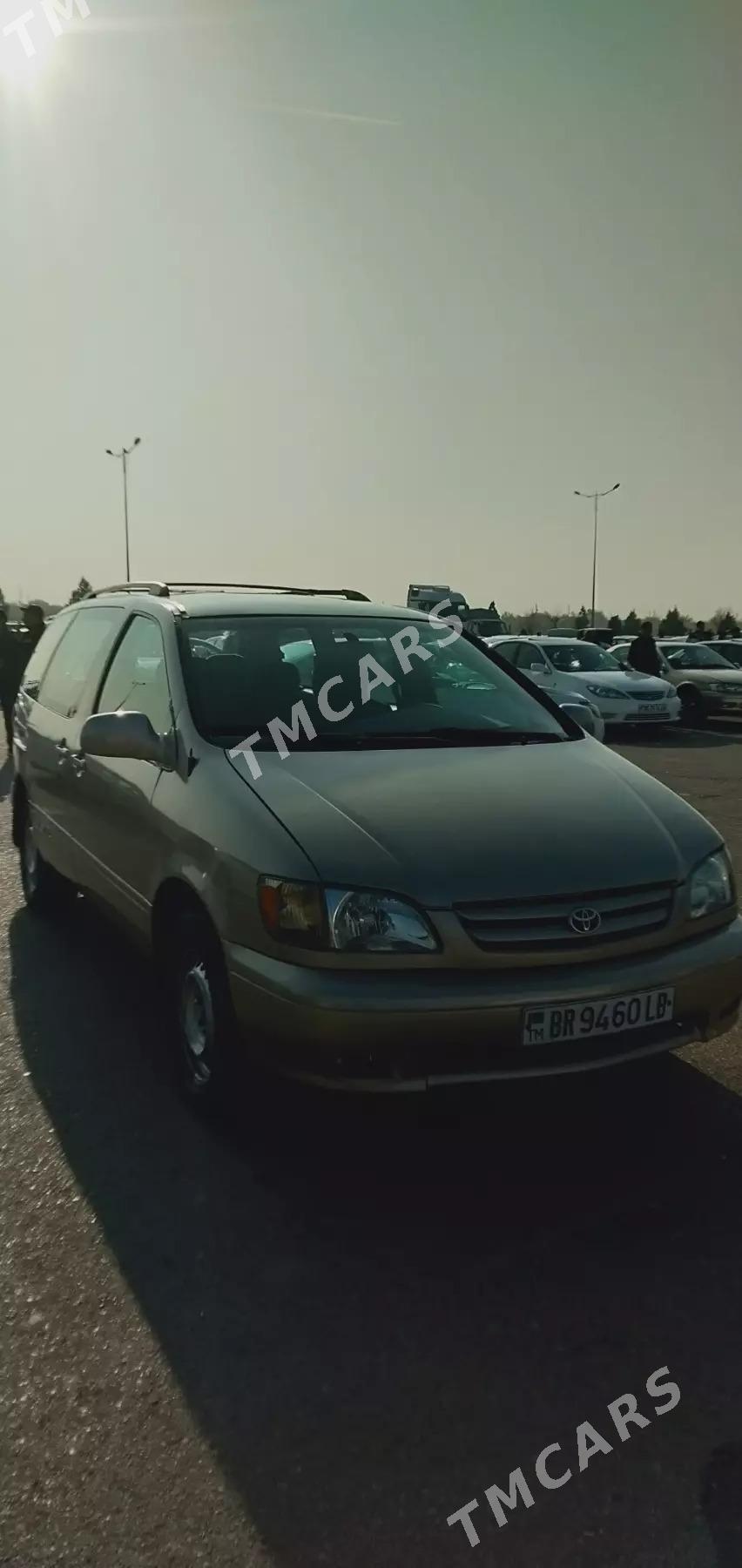 Toyota Sienna 2001 - 140 000 TMT - Туркменабат - img 2