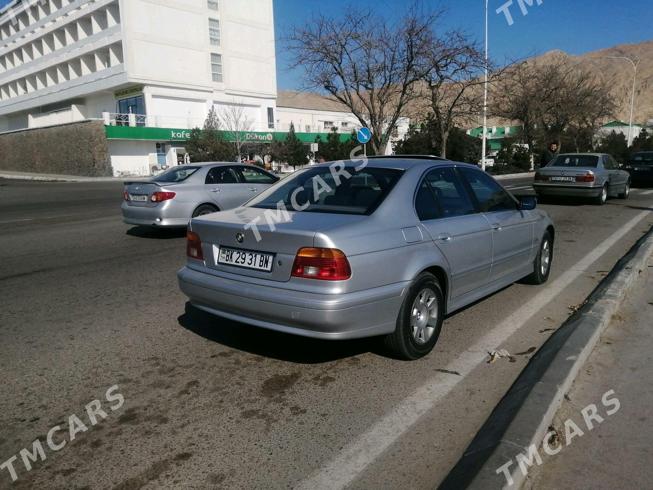 BMW E39 1999 - 110 000 TMT - Türkmenbaşy - img 3