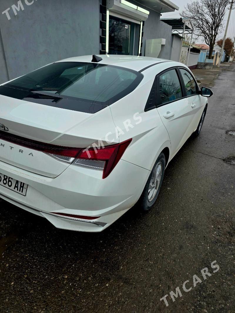 Hyundai Elantra 2021 - 239 000 TMT - Кëши - img 4