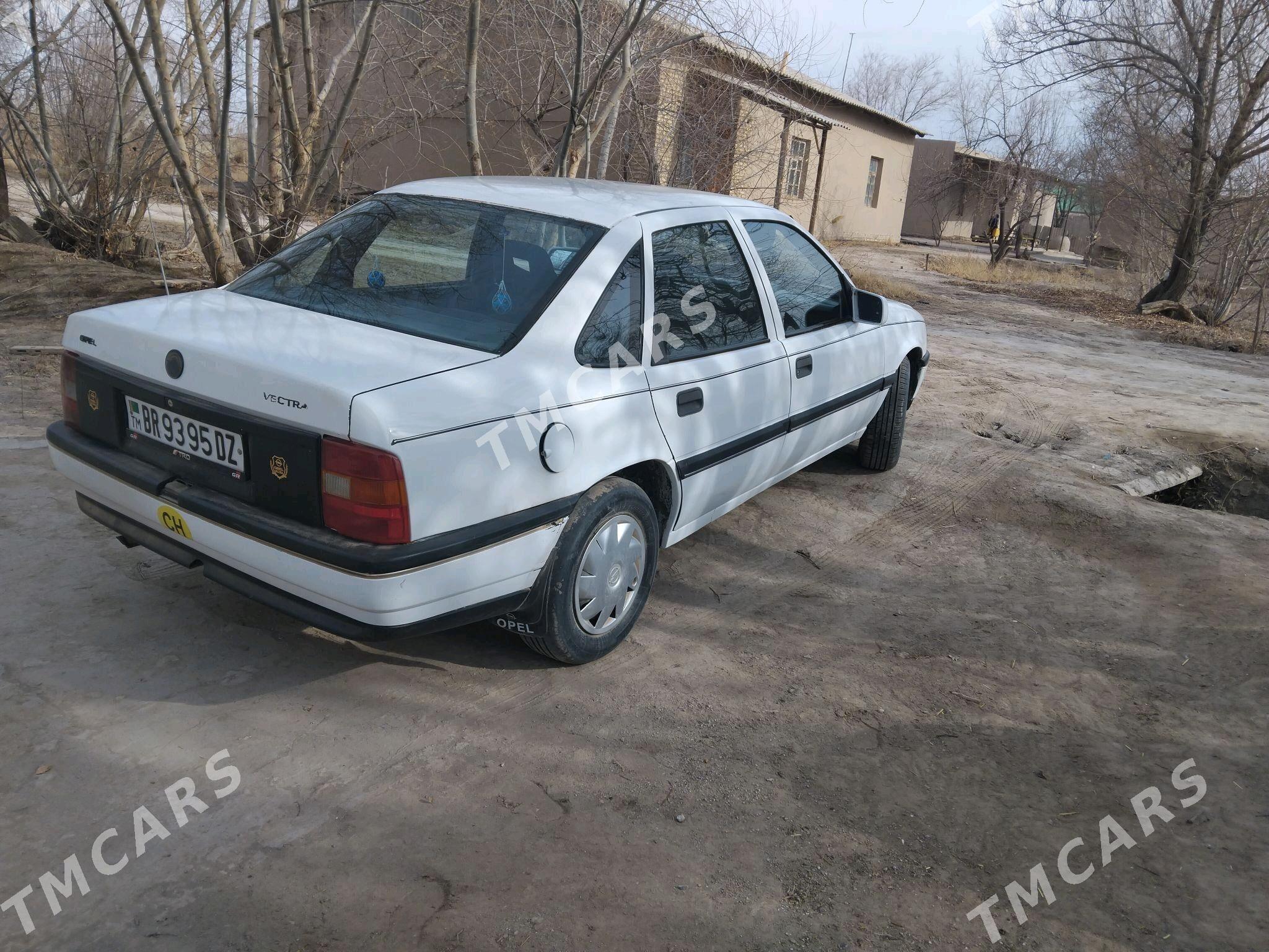 Opel Vectra 1990 - 30 000 TMT - Гурбансолтан Едже - img 5