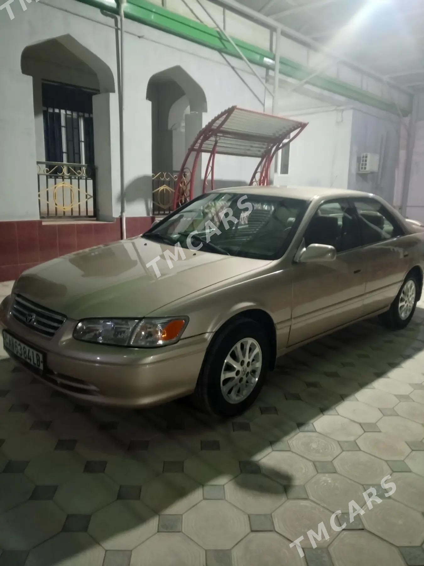 Toyota Camry 2000 - 135 000 TMT - Койтендаг - img 3