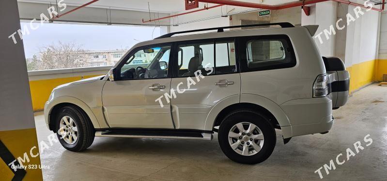 Mitsubishi Pajero 2015 - 314 000 TMT - Ашхабад - img 2