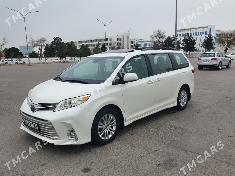 Toyota Sienna 2018 - 440 000 TMT - Aşgabat - img 4