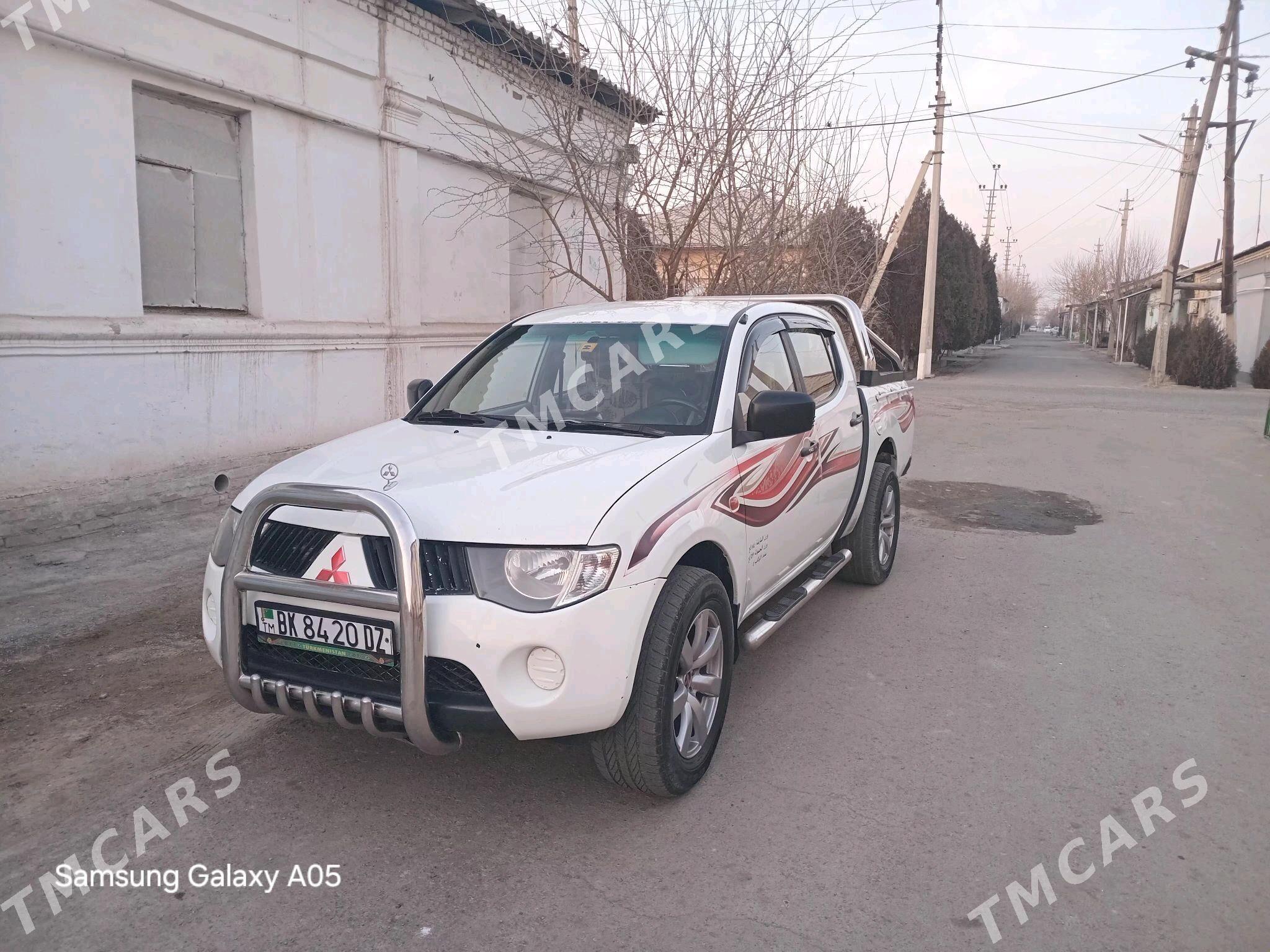 Mitsubishi L200 2010 - 170 000 TMT - Дашогуз - img 2