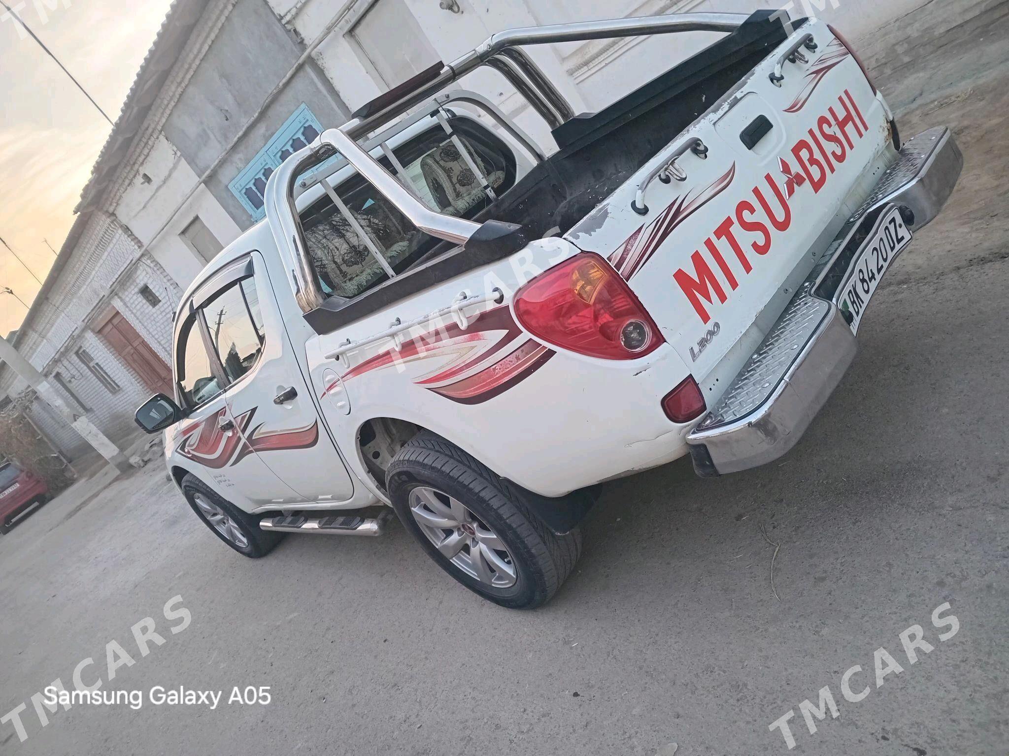 Mitsubishi L200 2010 - 170 000 TMT - Дашогуз - img 4