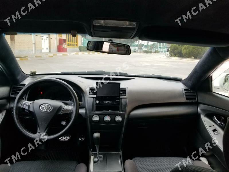 Toyota Camry 2010 - 196 000 TMT - Теджен - img 2