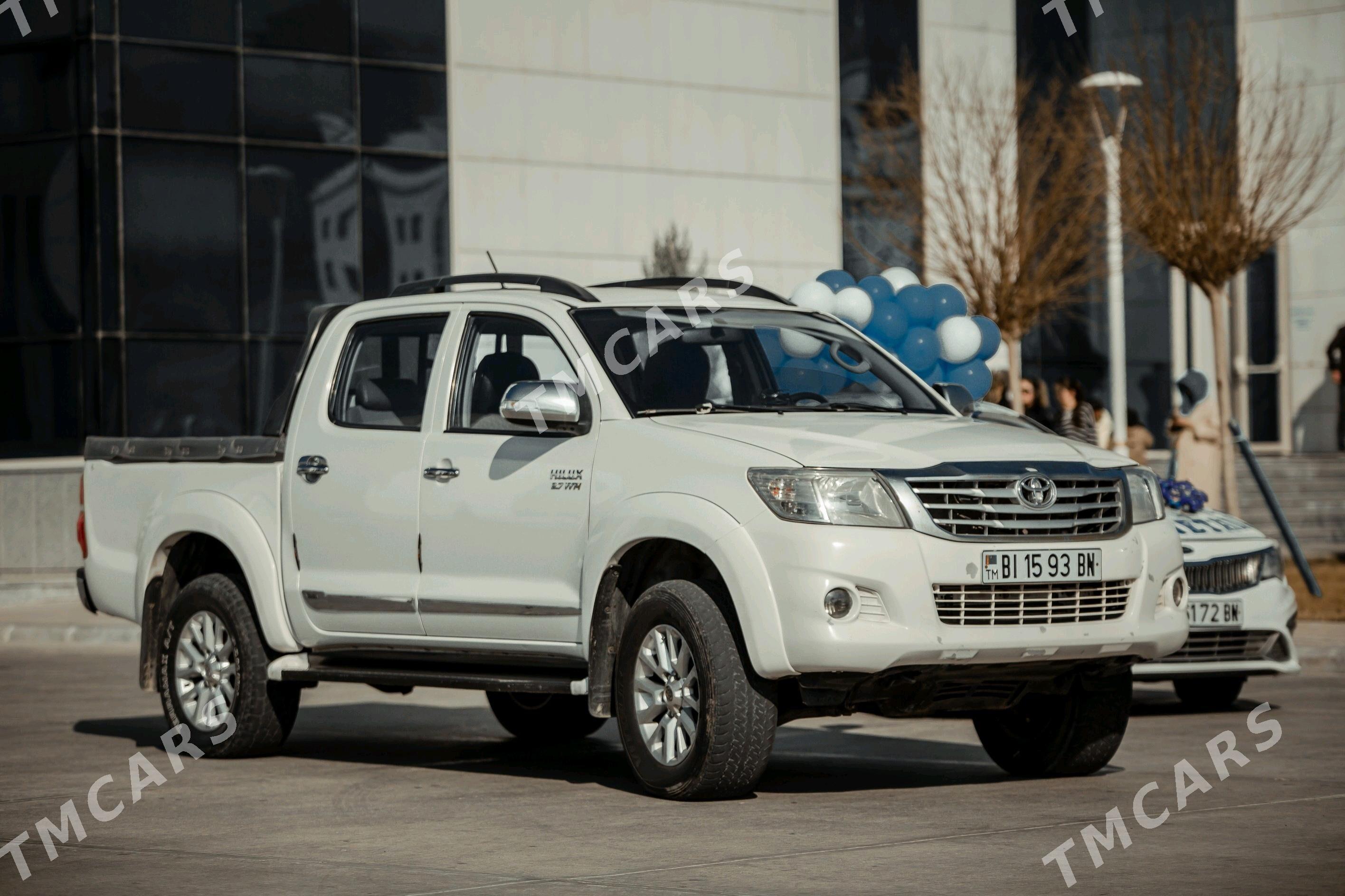 Toyota Hilux 2013 - 320 000 TMT - Туркменбаши - img 5