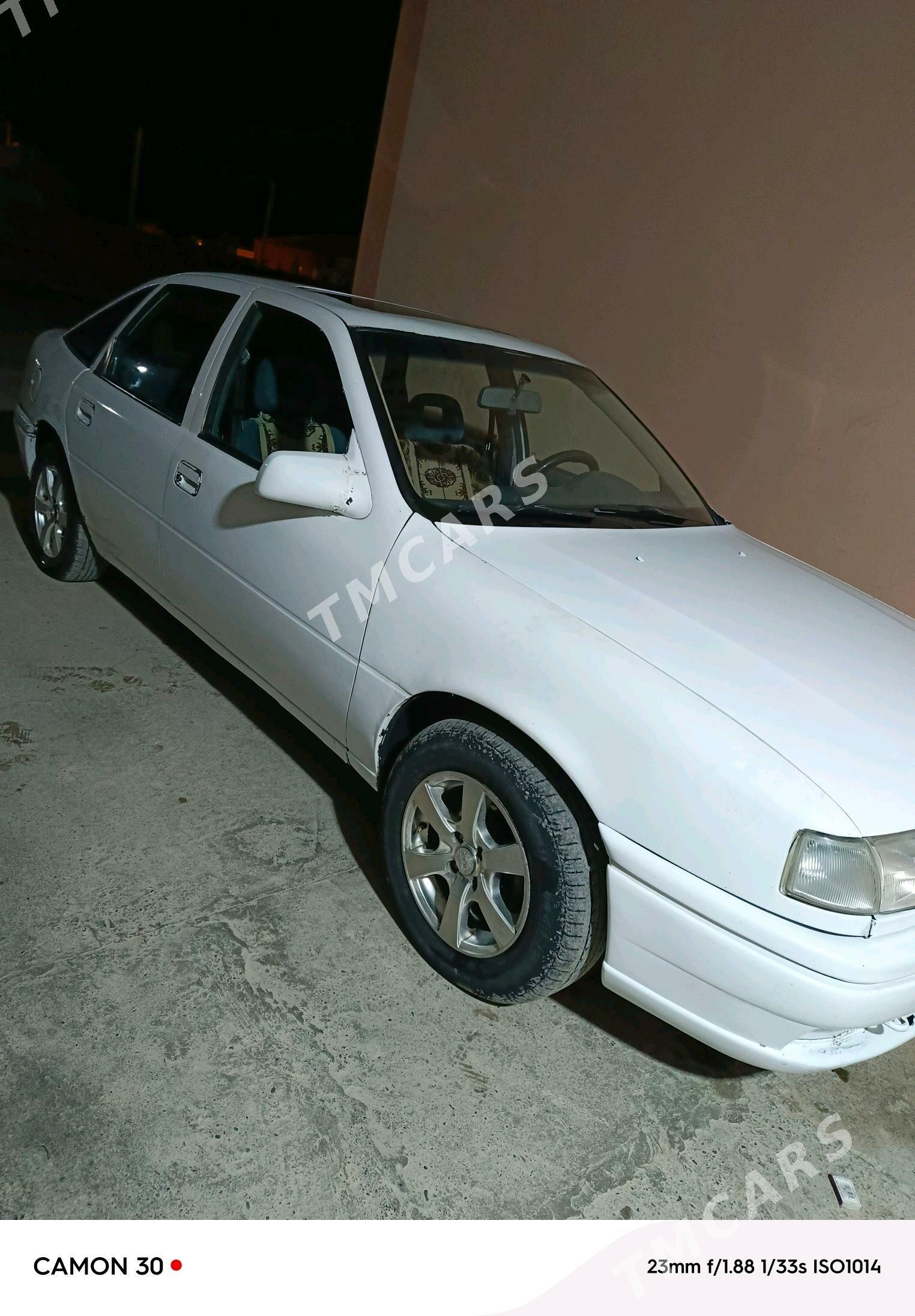 Opel Vectra 1992 - 25 000 TMT - Kaka - img 7